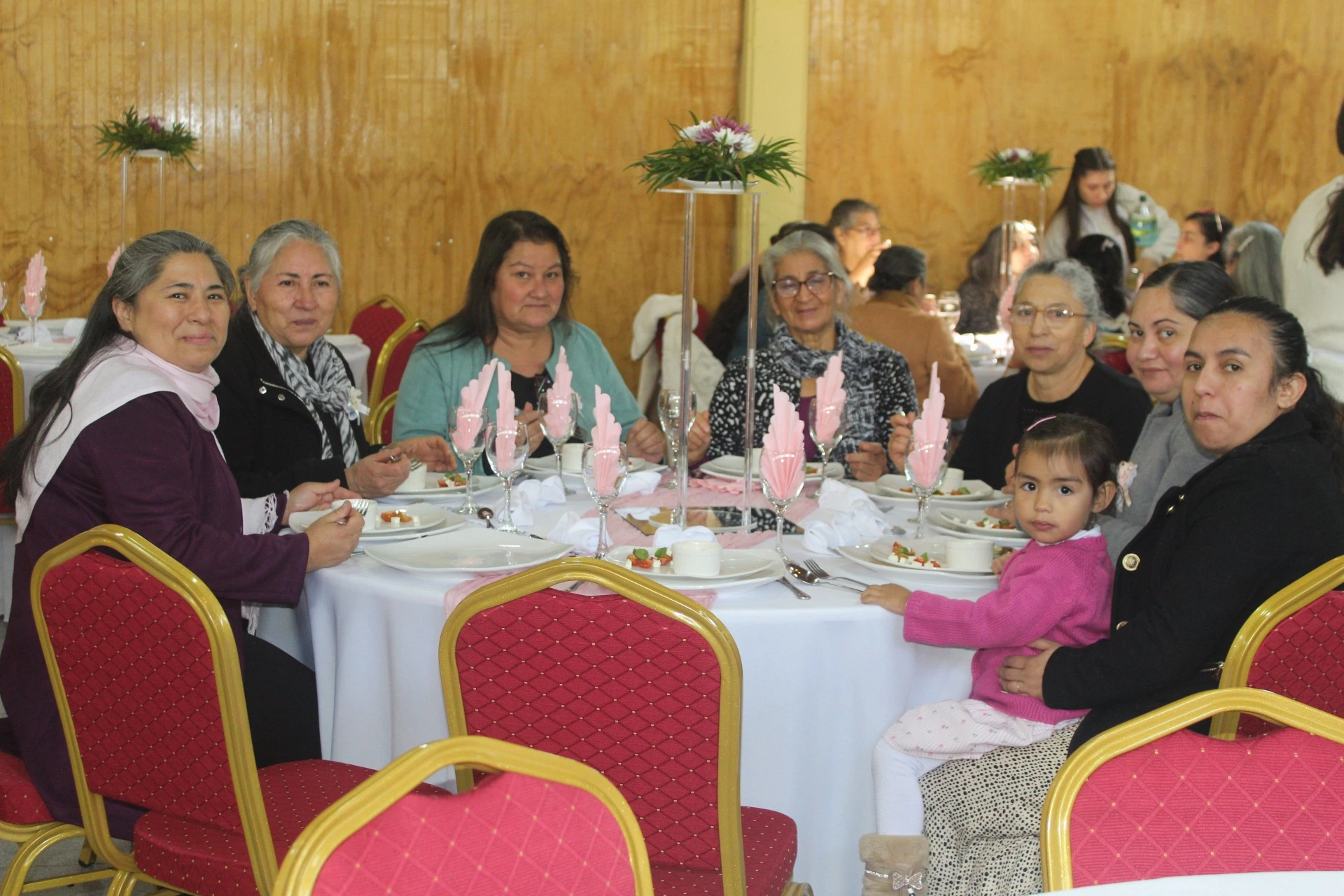 Fotografía de Confraternidad de Dorcas 2026