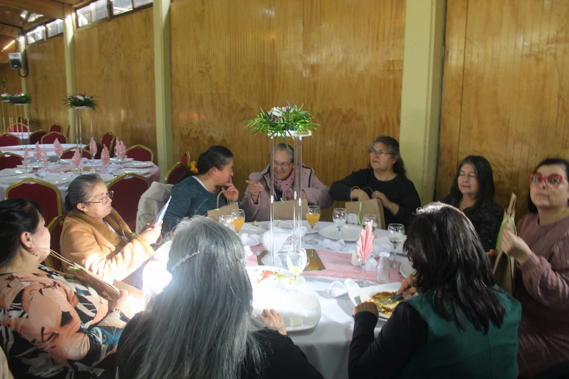 Fotografía de Confraternidad de Dorcas 2026