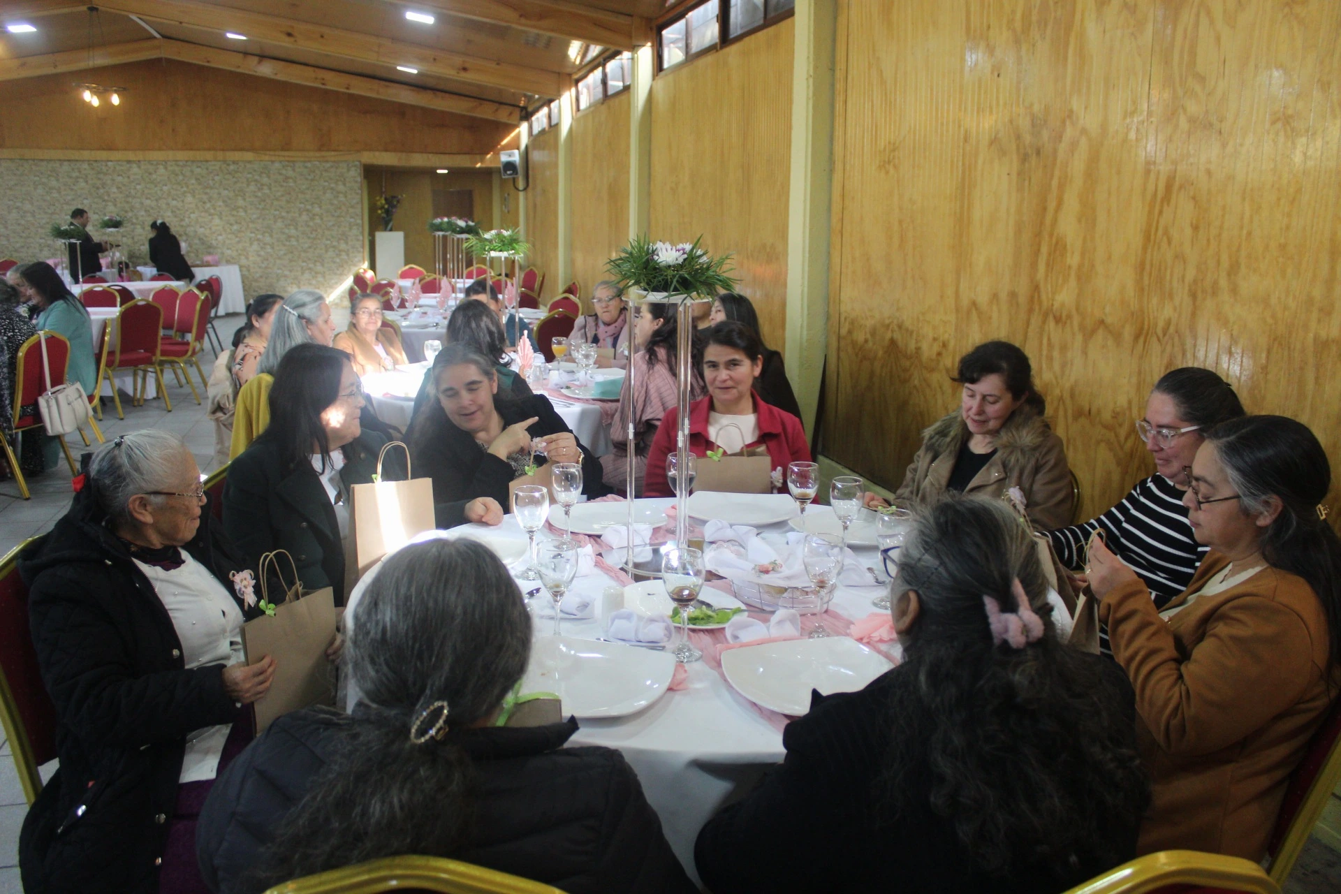 Fotografía de Confraternidad de Dorcas 2026